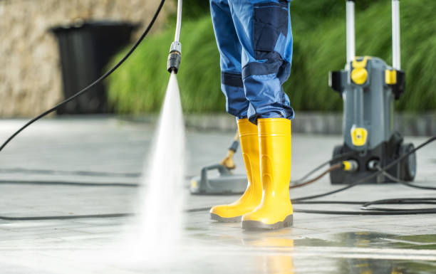 Best Fence Pressure Washing  in Pioneer, OH